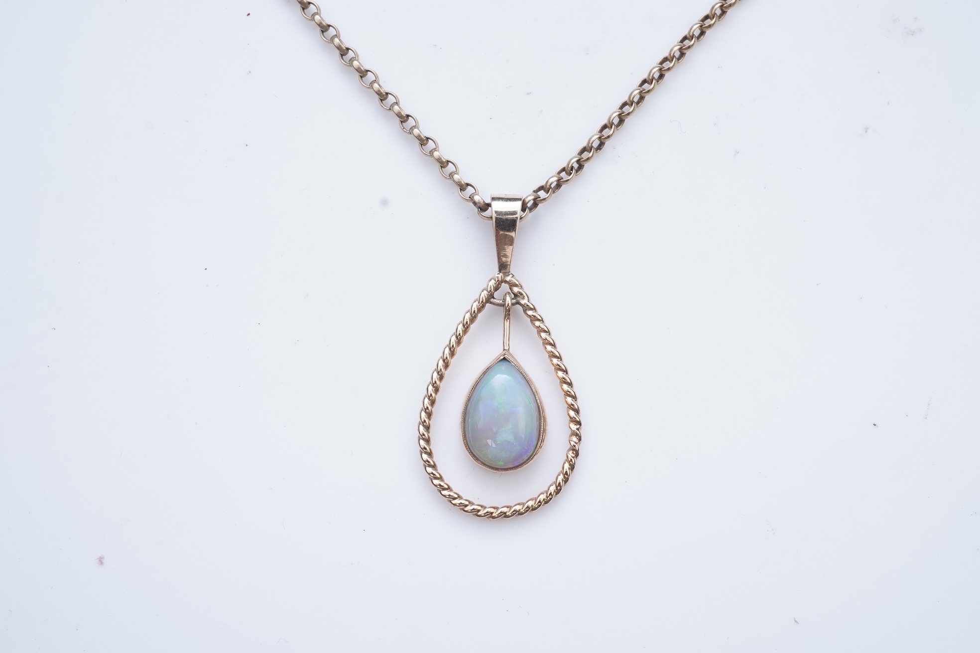 An opal pendant necklace